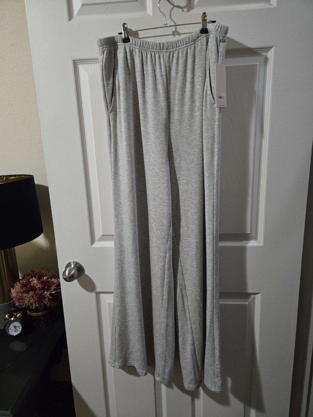 Yogalicious Heather Gray Lounge Pants NWT - Picture 4 of 13